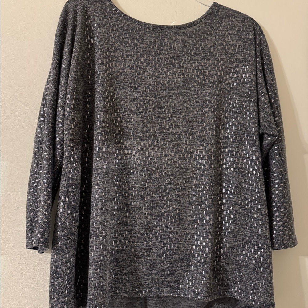 Jane and Delancey dressy top